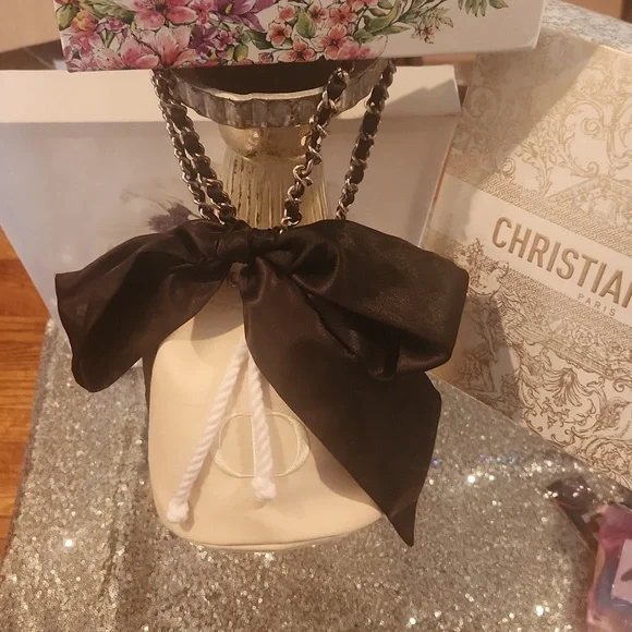 CHRISTIAN DIOR POUCH NWOT - Picture 3 of 10